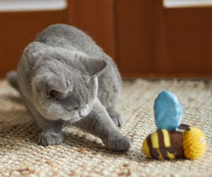 Kazoo Cat Toy Buzzing Bee-Cat Gyms & Toys-Ascot Saddlery