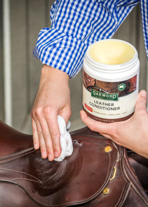Leather Conditioner Oakwood 125gm