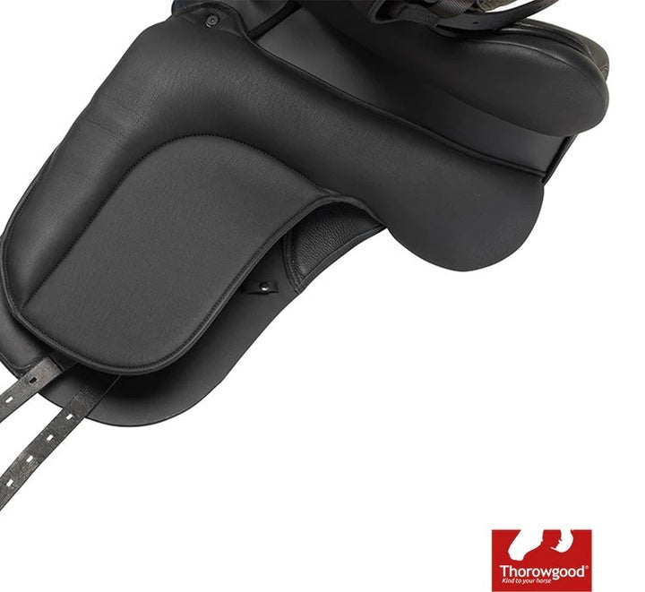 Thorowgood T8 Dressage Saddle Standard Wither Black [:17.0"]
