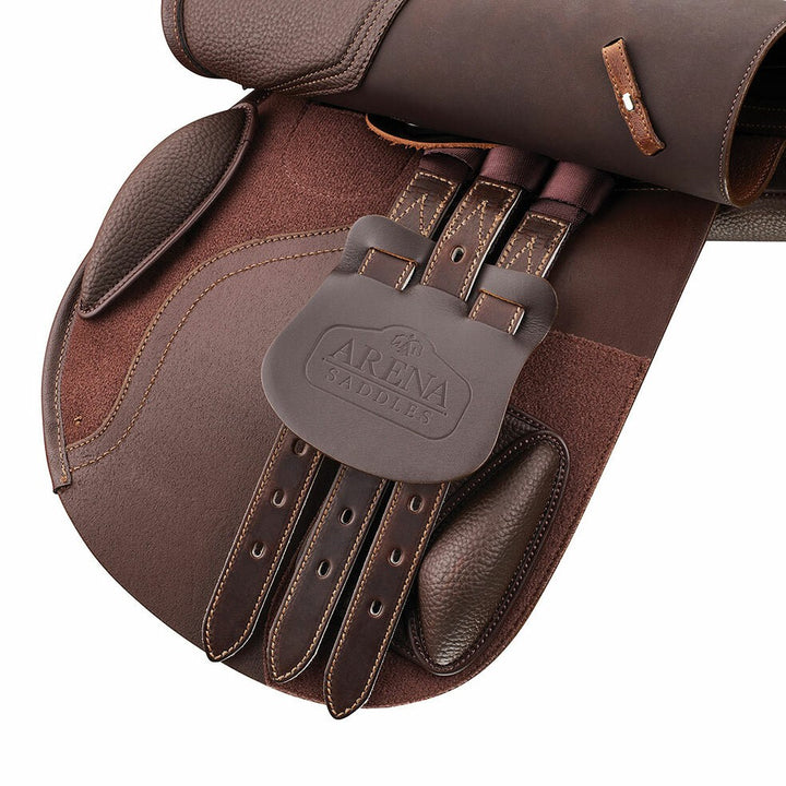 Arena Jump Saddle Brown [:44cm 17.5"]