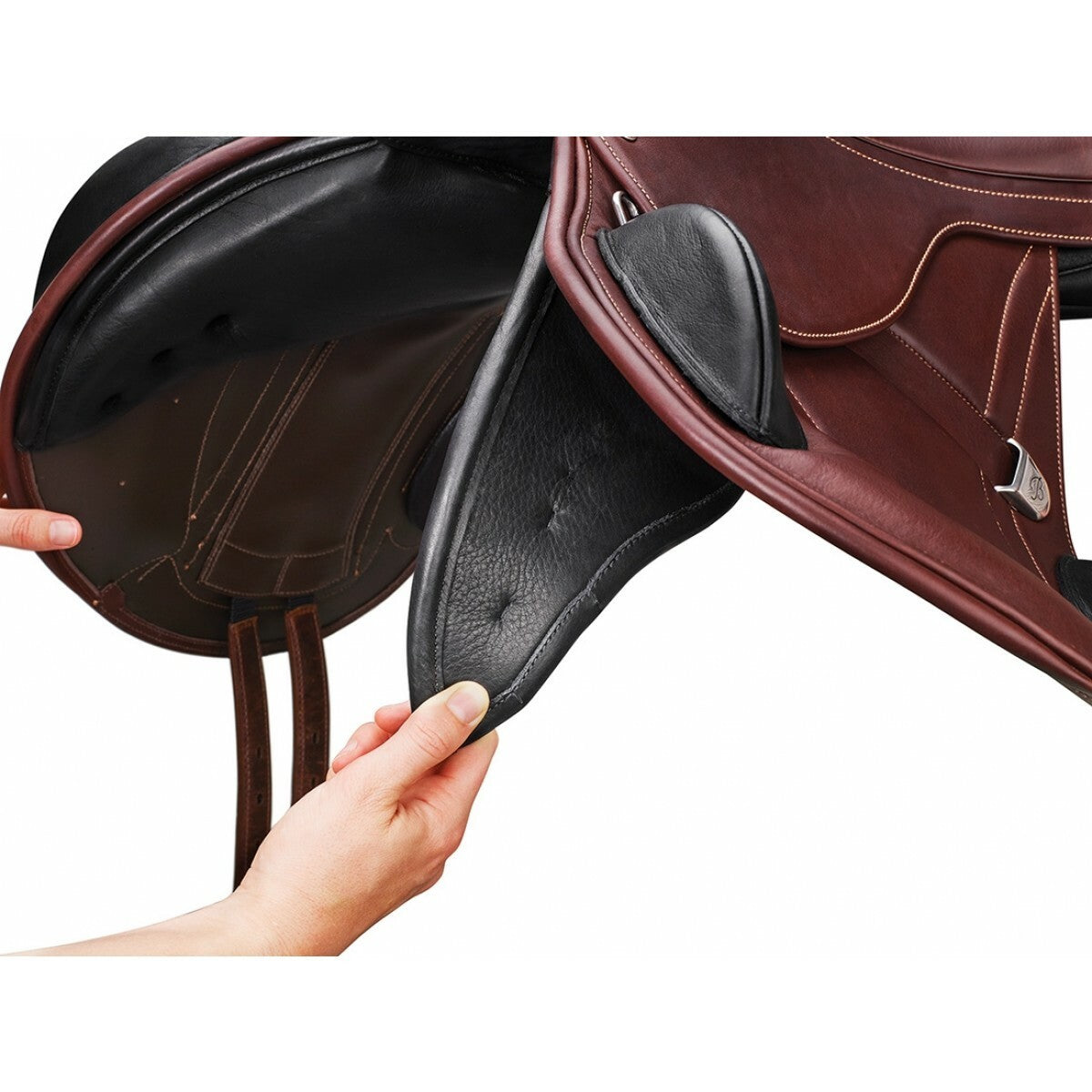 Bates Advanta Jumping Saddle Cair Havana Brown & Classic Black [:43cm / 17.0"]