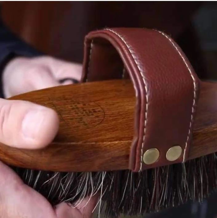 Hairy Pony Brush Dandy
