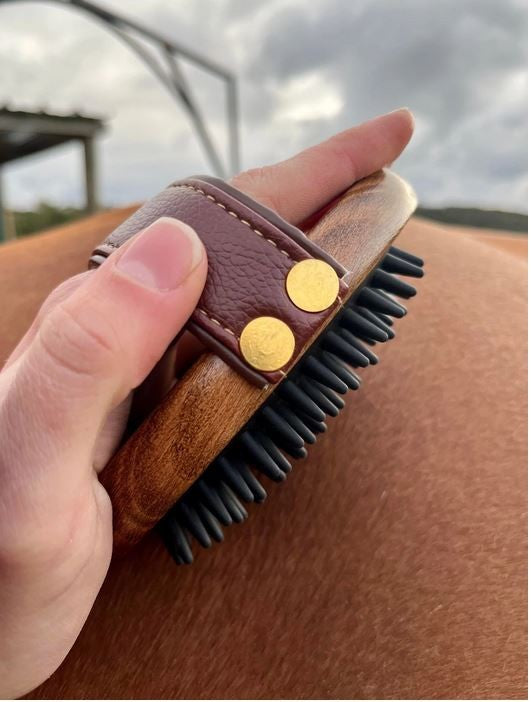 Hairy Pony Brush Rubber