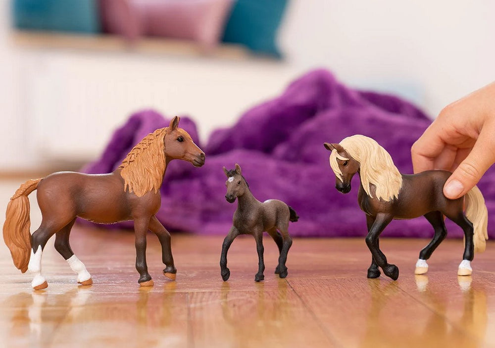 Schleich Horse Peruvian Paso Stallion