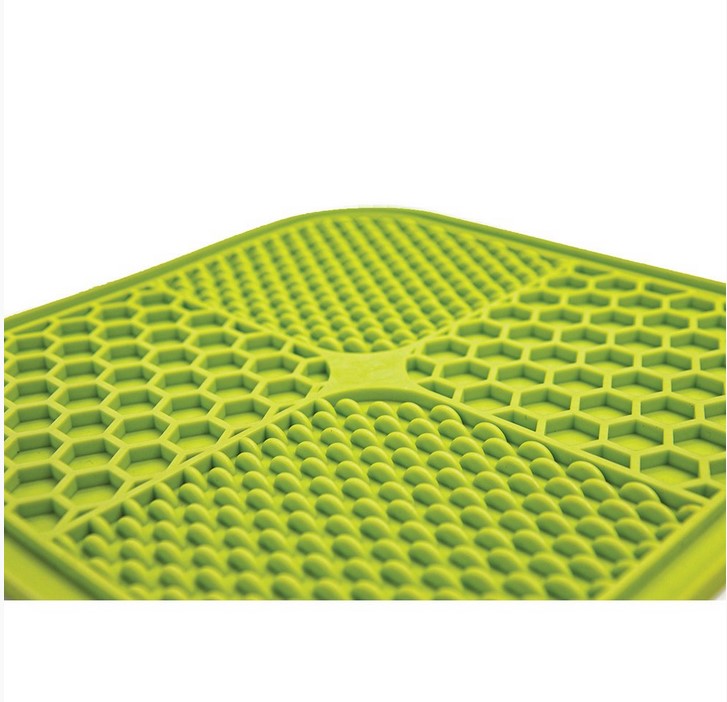 Lick Mat Scream Square Non Skid Base Green