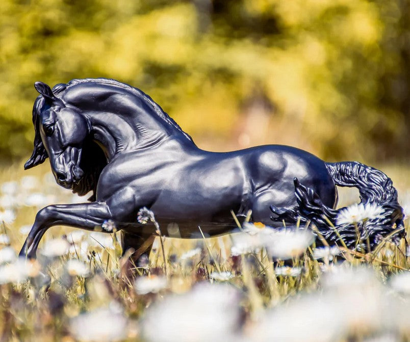 Breyer Traditional Sjoerd Friiesian