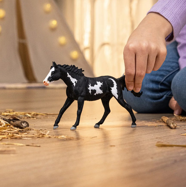 Schleich Horse Paint Horse Gelding 2025