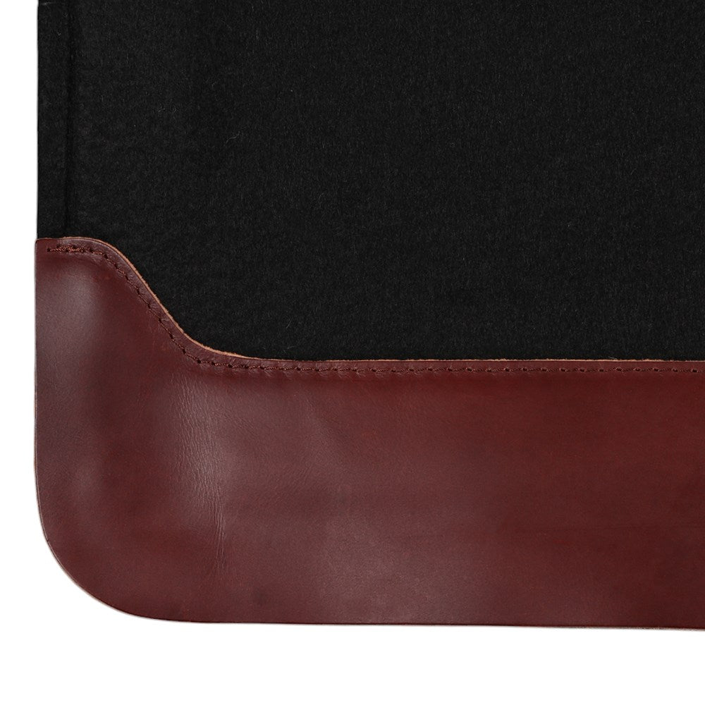 Saddle Pad Koda Felt Wither Relief Black 31" X 30"