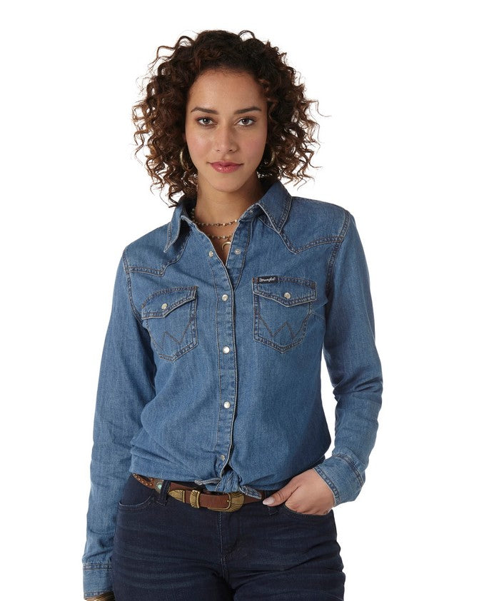 Shirt Wrangler Denim Classic Fit Mid Denim Ladies [:medium]