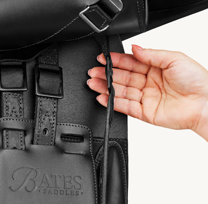 Bates Apex Jumping Saddle Cair Classic Black [:42cm 16.5"]