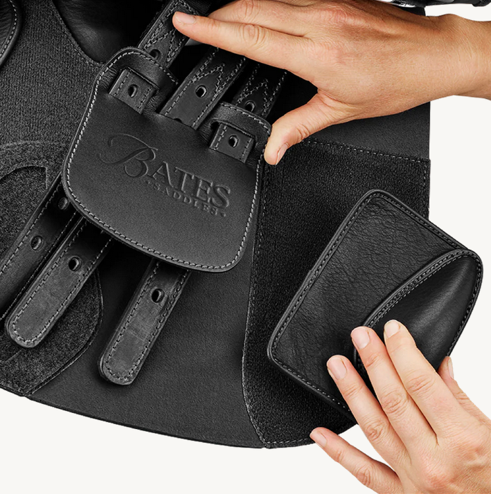 Bates Apex Jumping Saddle Cair Classic Black [:42cm 16.5"]