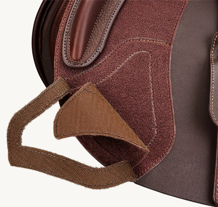Bates Apex Jumping Saddle Cair Classic Brown [:42cm 16.5"]