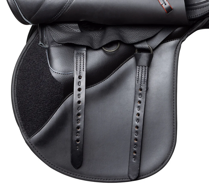 Thorowgood T9 Jumping Saddle Black [:17"]