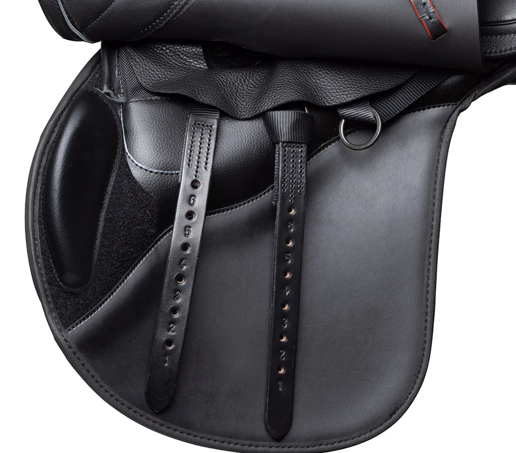 Thorowgood T9 Jumping Saddle Black [:17"]