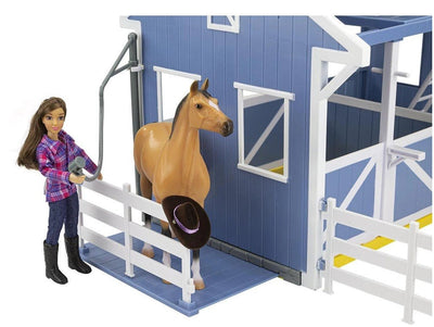 Breyer Freedom Deluxe Country Stable & Horse & Wash Stall-RIDER: Giftware-Ascot Saddlery